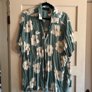 No Boundaries Teal and White Floral Shirt